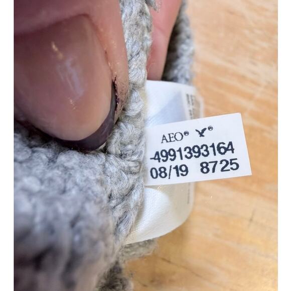 American Eagle Buttoned Boxy Cardigan Sweaters Size XS Oversized Gray Green Cozy - Picture 12 of 16